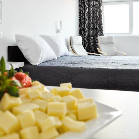Cozy Seaside Studio Apartment C - Faraway ลาโกอา ภายนอก รูปภาพ