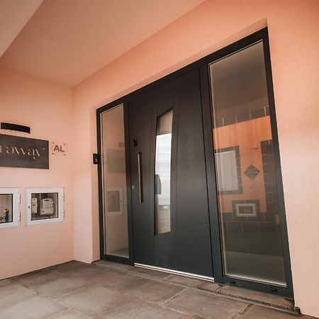 Cozy Seaside Studio Apartment C - Faraway ลาโกอา ภายนอก รูปภาพ